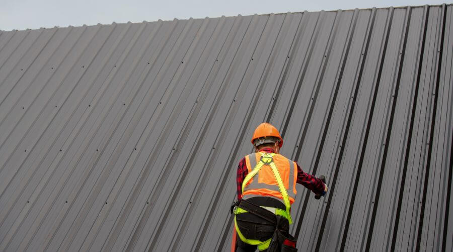 Expert top industrial roofings services in Yeoman, IN